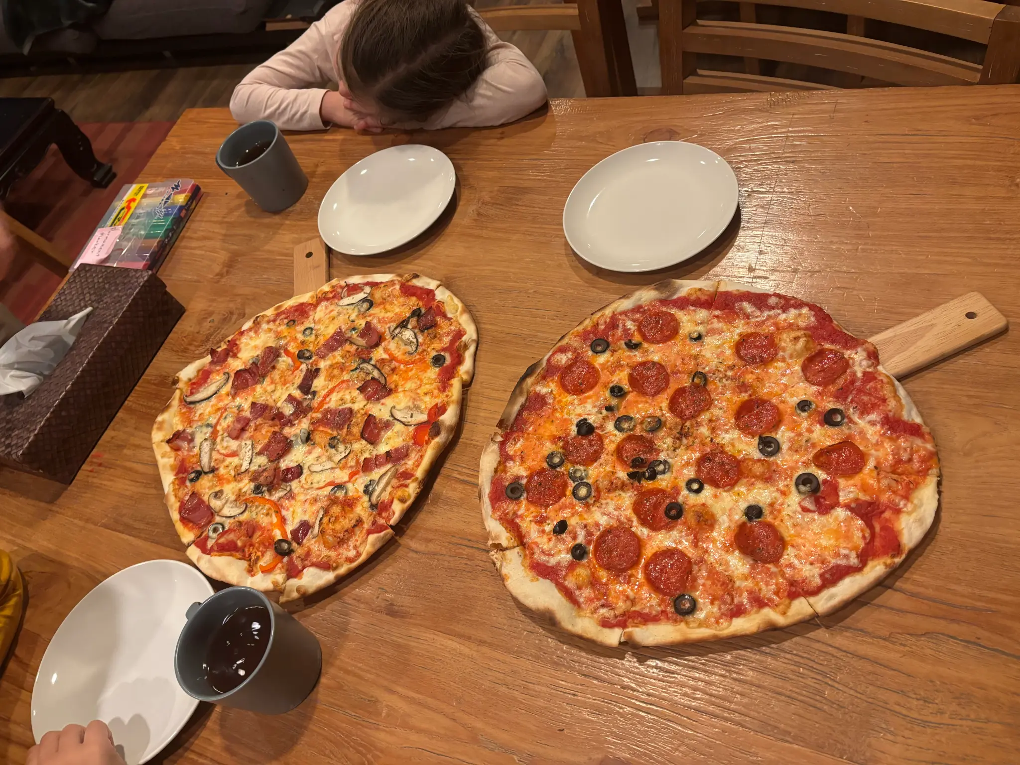 Homemade pizzas at Morino Lodge after the first day, Hakuba